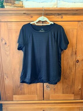 Talbots Black Short Sleeve Sun Tee UPF 50+